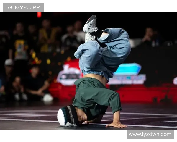 武汉街舞队实力揭秘：舞动青春的热血与激情之旅