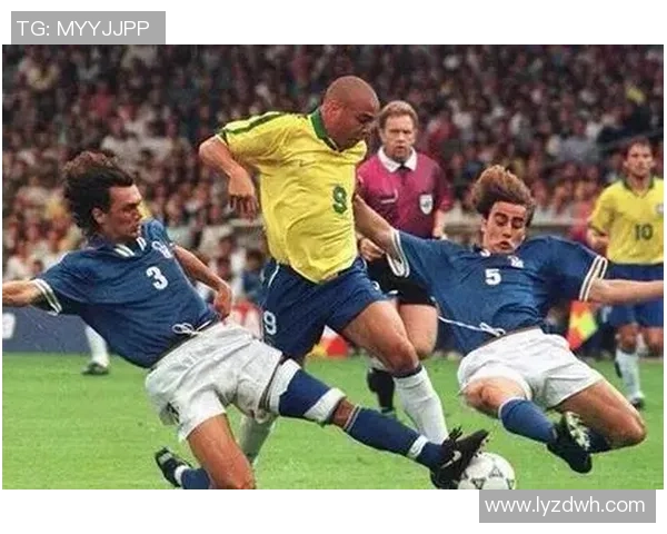 足球明星守卫的身份揭秘与他们的传奇故事分享 足球明星守卫的身份揭秘与他们的传奇故事分享